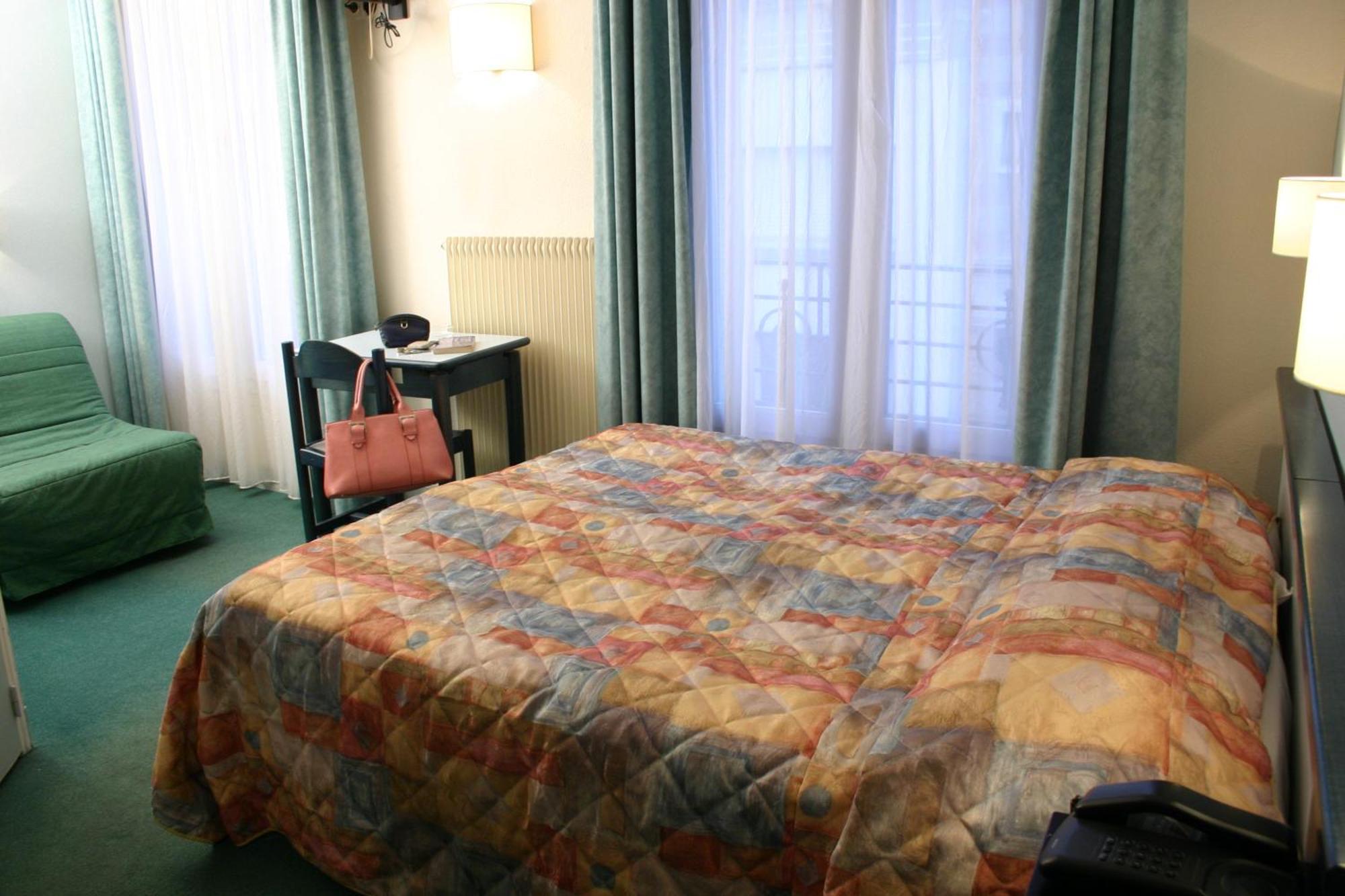 Hotel Printania Porte De Versailles Parigi