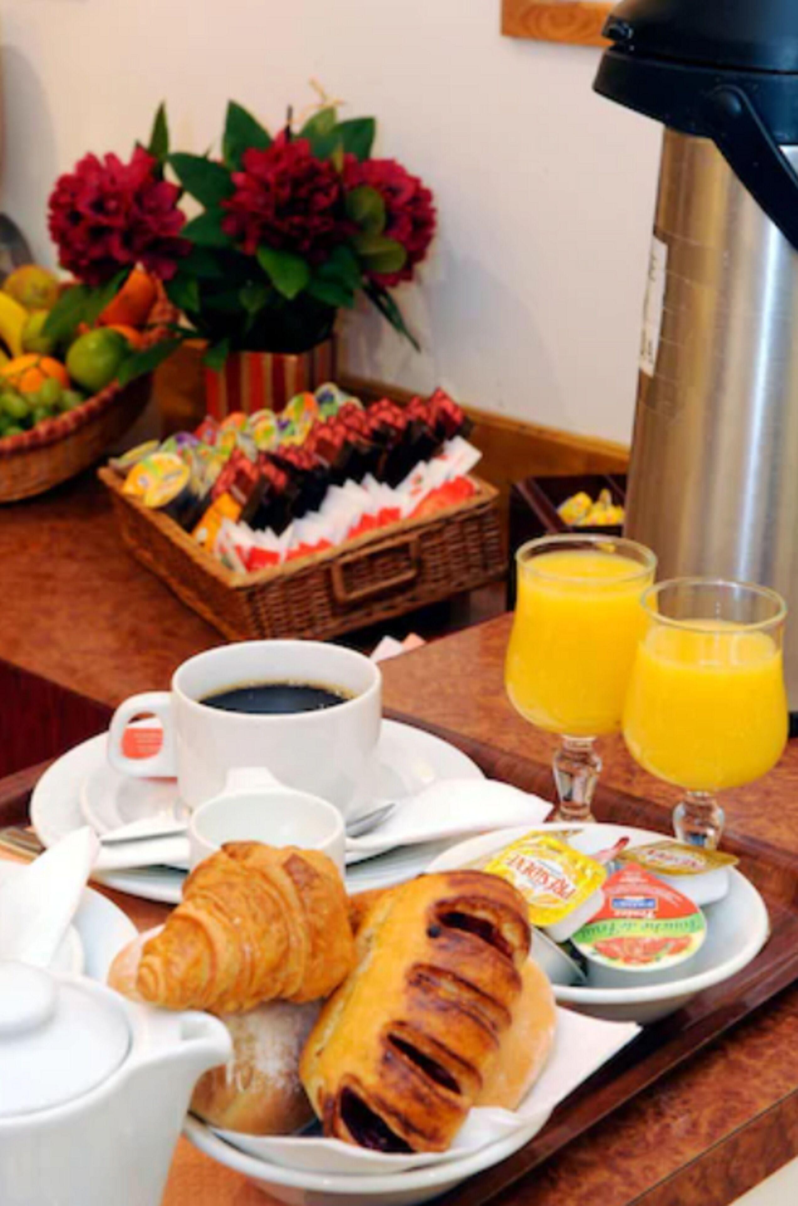 Hotel Printania Porte De Versailles 2*