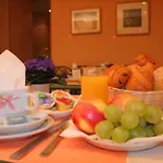 Printania Porte De Versailles Hotel 2*