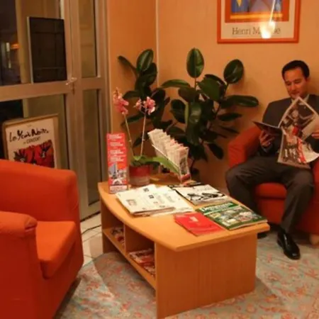 Hotel Printania Porte De Versailles Parigi
