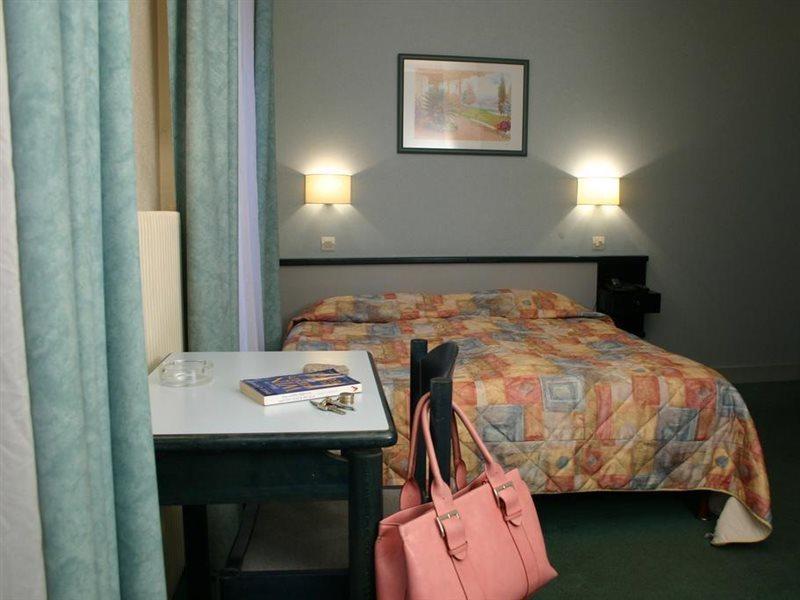 Hotel Printania Porte De Versailles Parigi