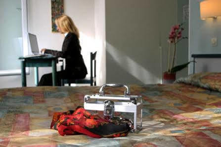 Printania Porte De Versailles 2* Parigi