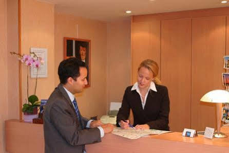 Printania Porte De Versailles Hotel