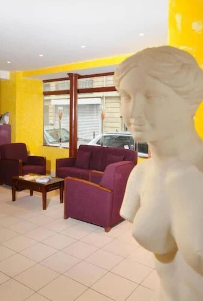 Hotel Printania Porte De Versailles Parigi