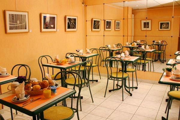 Hotel Printania Porte De Versailles 2*